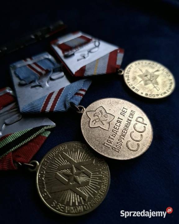 3 medale baretki weteranie Armii Radzieckiej pomorskie Wejherowo sprzedam