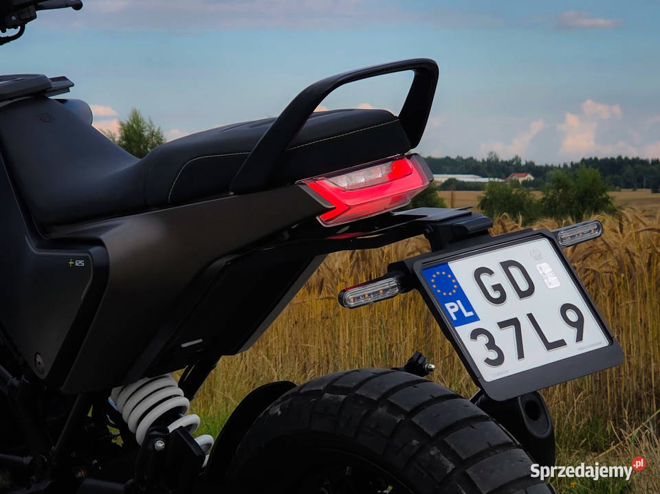 Husqvarna Svartpilen 125 Salon pierwszy Gdańsk
