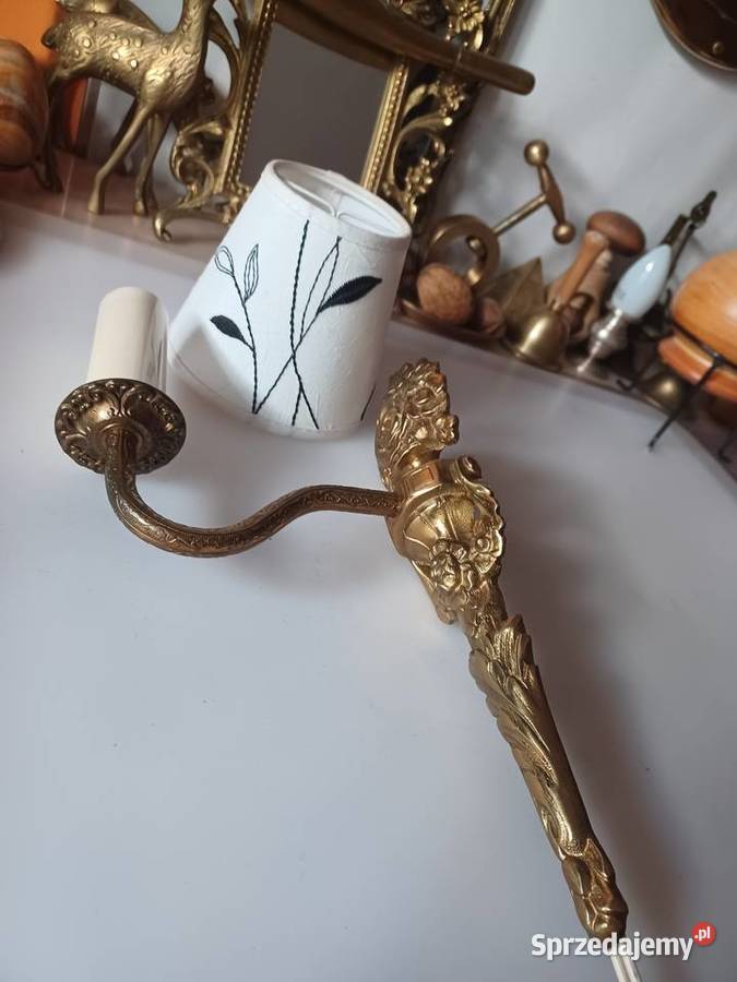 Piękny kinkiet mosiężny z abażurem