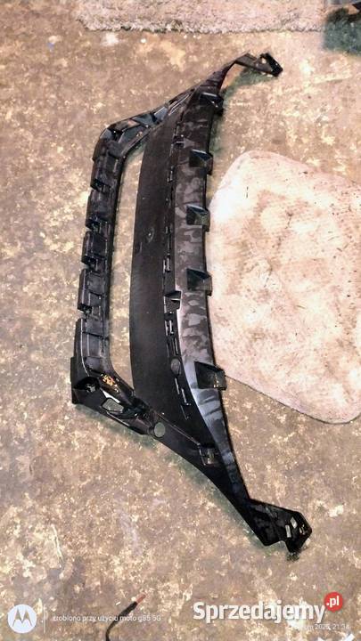 Peugeot 3008 5 008 wzmocnienie grilla trapy Rok produkcji 2017