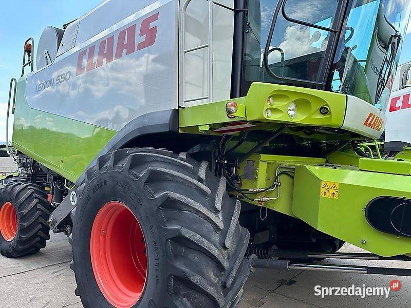 Kombajn zbożowy Claas Lexion 550 prod2006