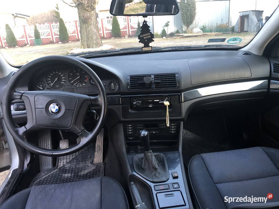 BMW E39 520i 150 1998 świętokrzyskie Michałów