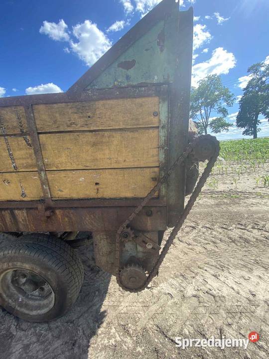 Sprzedam rozrzutnik 2 osiowy Szczytno