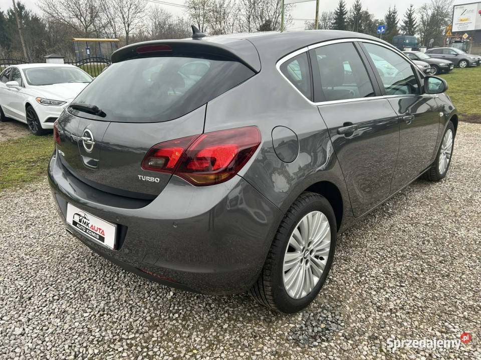 Opel Astra Cosmo J 20092019 Nowe Iganie sprzedam