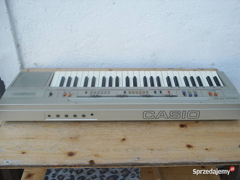 Historyczny Casio Casiotone CT310 z osprzętem Kłodzko