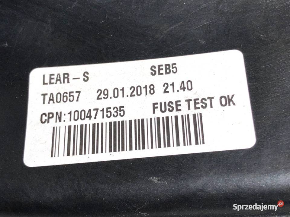 SKRZYNKA BEZPIECZNIKÓW VOLVO V90 II 31654050