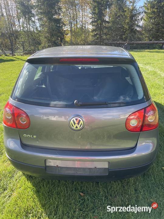 VW golf V benzyna 14 Rok produkcji 2005 Zakopane sprzedam