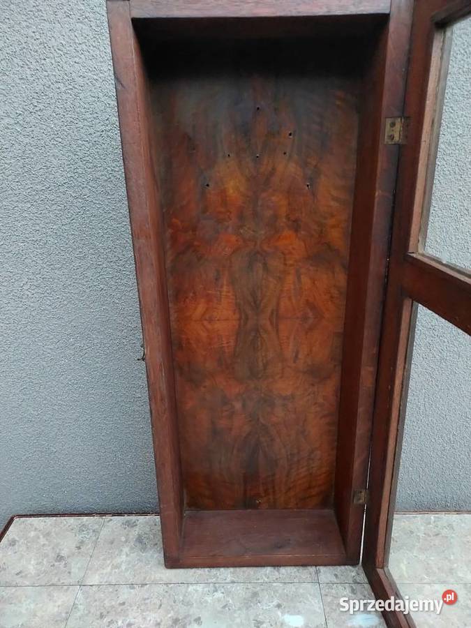Szafka witrynka klasyczna z obudowy Tczew