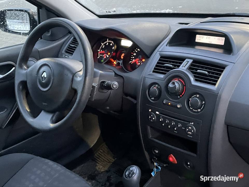 Salon Polska Pierwszy właściciel Megane Sedan 16 Rok produkcji 2006 Będzin