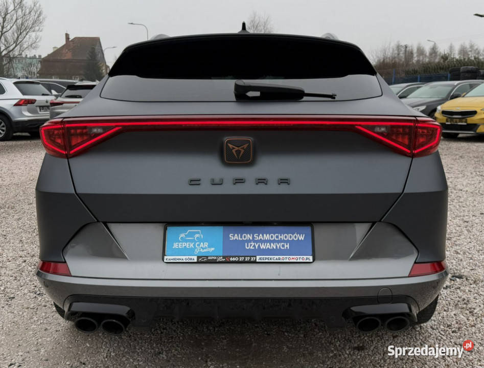 Cupra Formentor VZ3104x4SZARY MAT garażowany