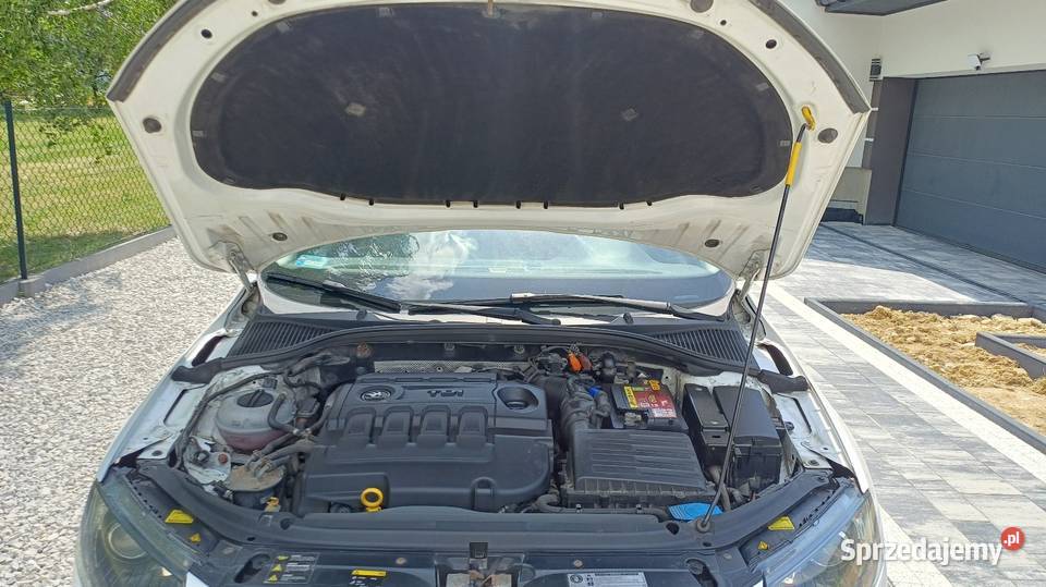 SKODA OCTAVIA III COMBI 20 TDI 150 Salon 1 radio