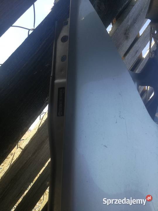 TOYOTA Auris 2007 błotnik prawy osobowe Górno