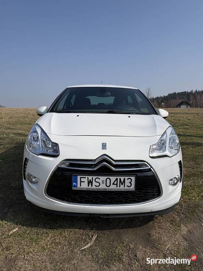 Biały Citron DS3 2010 16 HDi 92 SO Chic manualna