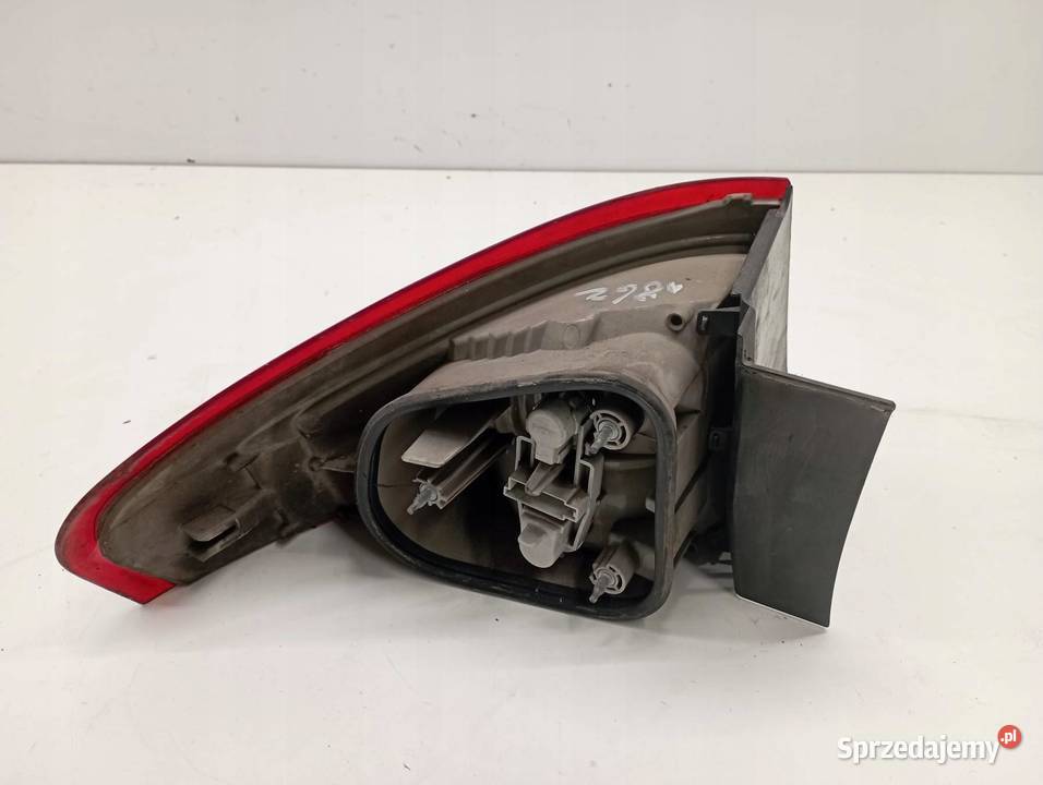 LAMPA TYŁ PRAWA 5D HB EUROPA Ford Mondeo Mk4 Części samochodowe świętokrzyskie