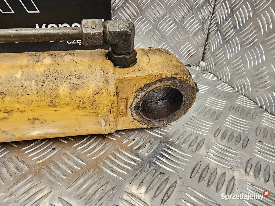 Siłownik podnoszenia ramienia CASE FORD 555E Gdynia