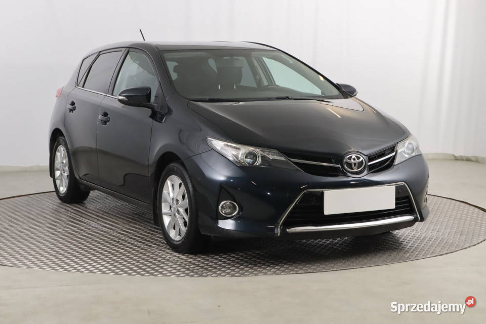 Toyota Auris 16 Valvematic Auris Zabrze