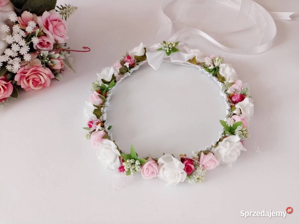 Wianek komunijny kwiatowy biało różowy Osiek Jasielski