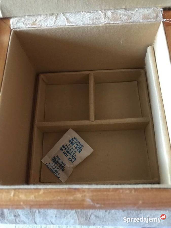 Szkatułka na biżuterię drewniana pokrycie