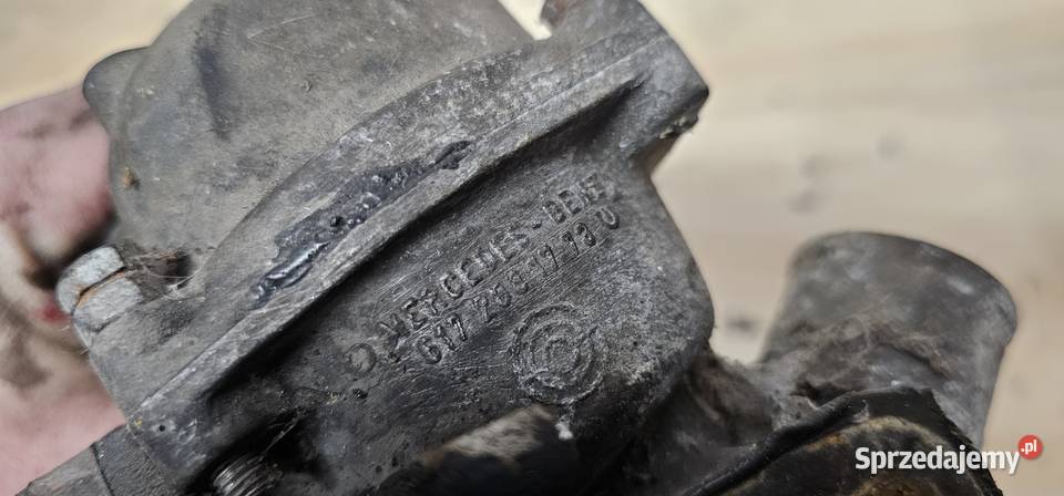 Obudowa termostatu mercedes w123 20d 6172031773 wielkopolskie Zbąszyń