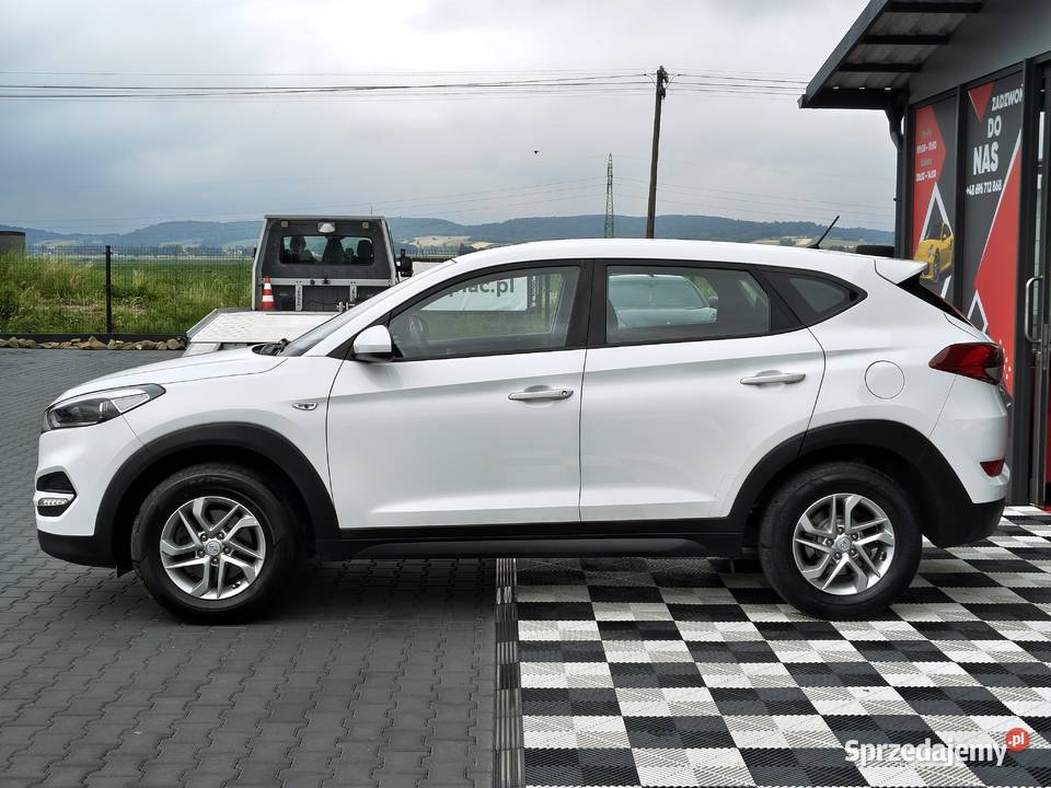 Hyundai Tucson 2017r 16 Benzyna Zadbany SUV Hyundai Zarszyn sprzedam