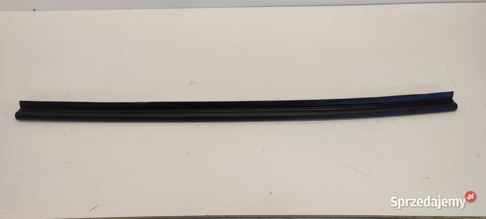 AUDI A5 8T USZCZELKA KOMORY SILNIKA 8T0823723A Uszczelki