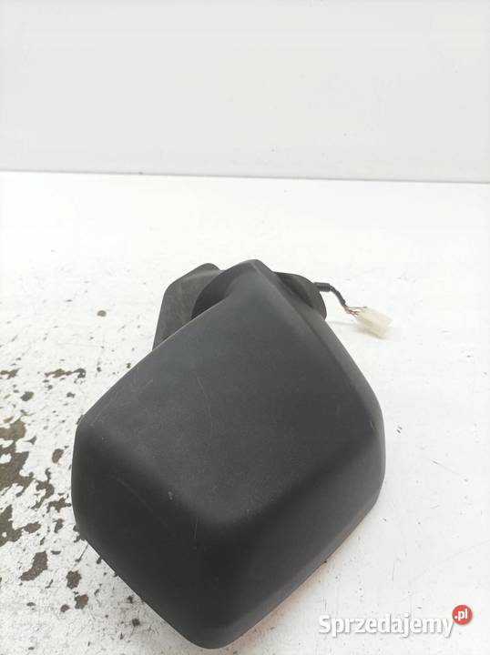 LUSTERKO PRAWE 7PIN EU Piaggio Porter II 2021 osobowe sprzedam