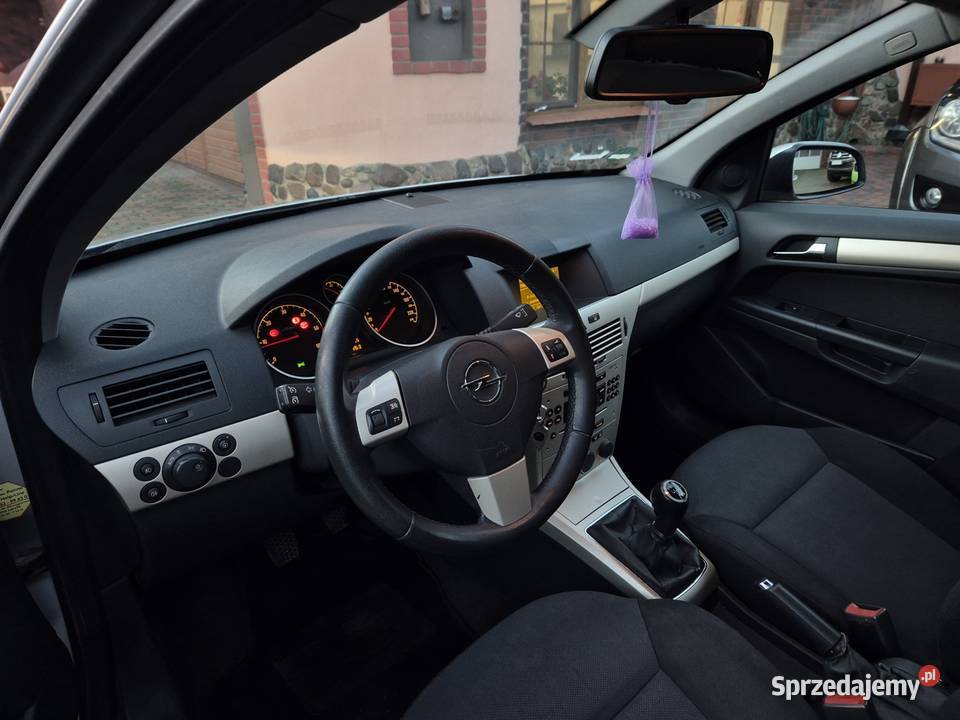 Opel Astra H 2008r 17CDTI 6 biegów bixenon autoalarm Astra Śliwice