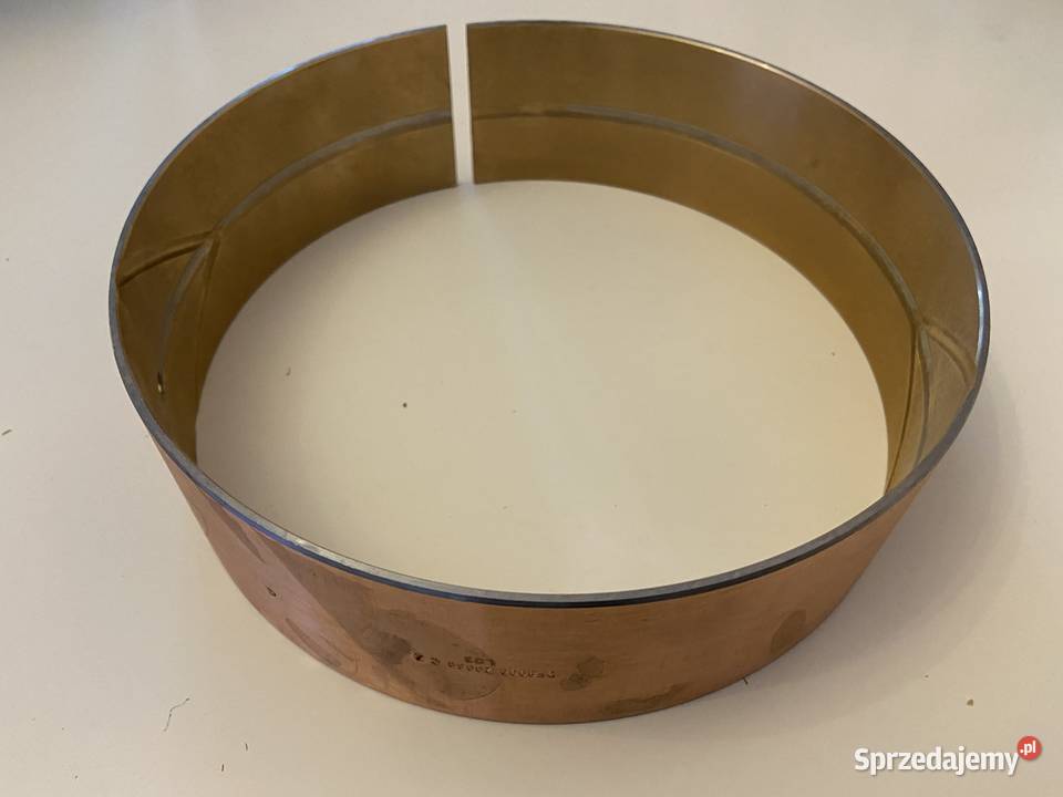 Tuleja zawieszenia osi 82020450 Holland Case Części zamienne Białystok