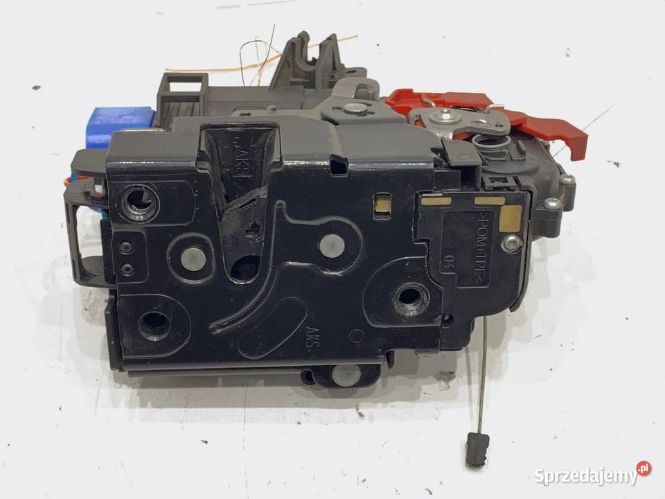 ZAMEK DRZWI PRAWY PRZÓD VW GOLF V Kombi