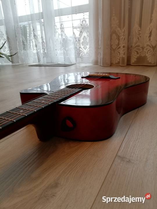 Sprzedam nowiutką gitarę akustyczną sprzedam