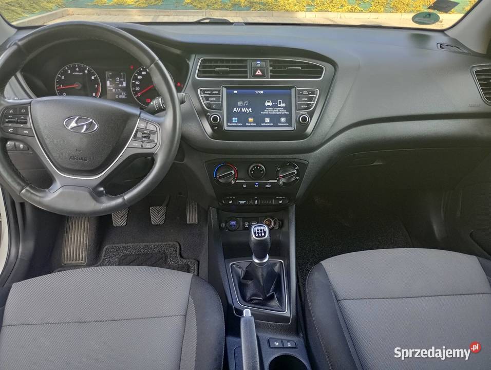Hyundai i20 12 benzyna 2019r Niski przebieg Motoryzacja sprzedam