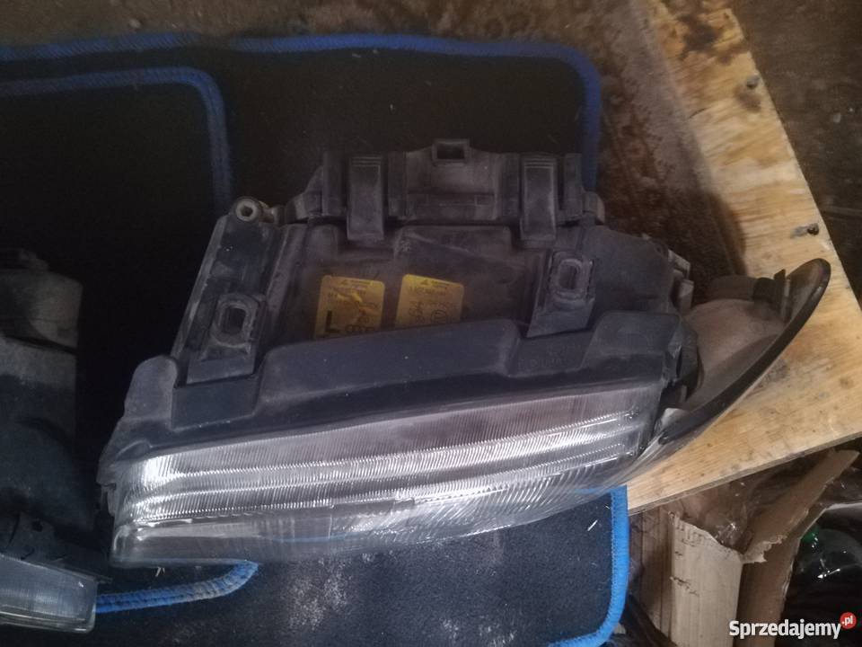 Lampy przód Audi A4 B5 części Brzydowo