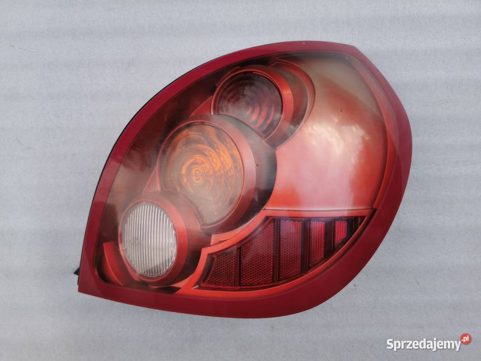 Lampa Prawy Tył Tylna Prawa Nissan Almera N16 Wyszków