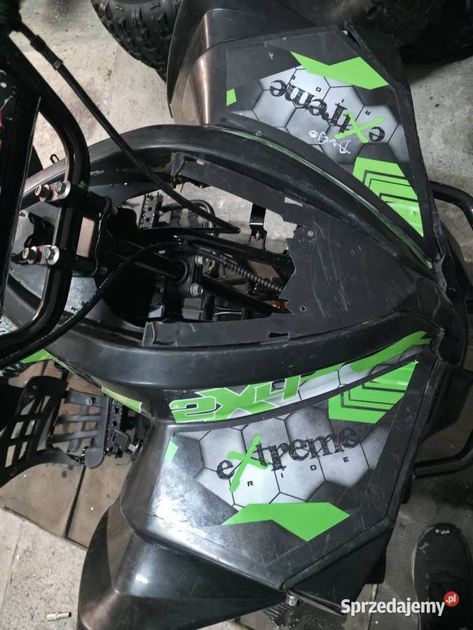 Plastiki quad bombardier 125