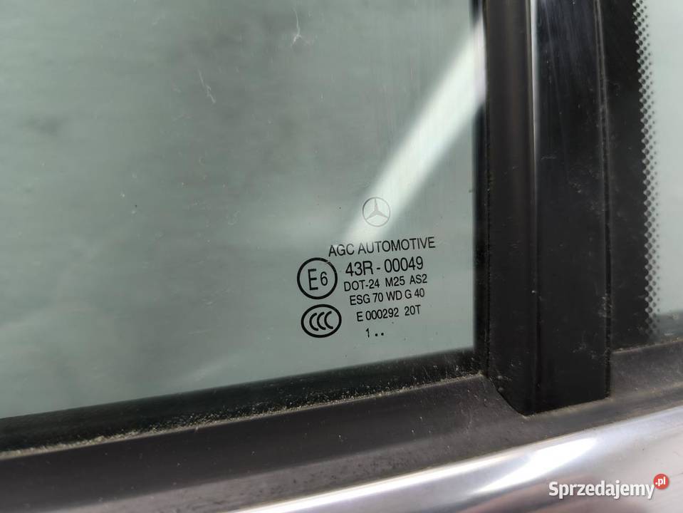 DRZWI LEWY TYŁ KOMPLETNE 775 MERCEDES W204 LIFT