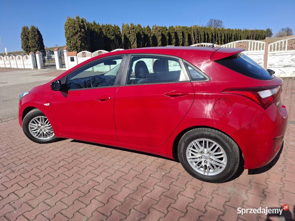 Hyundai I3014 B100SerwisZadbany Pawłów sprzedam