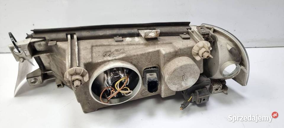 LAMPA PRAWA PRZÓD SKODA OCTAVIA I 24608601RE osobowe Pozostałe kujawsko-pomorskie