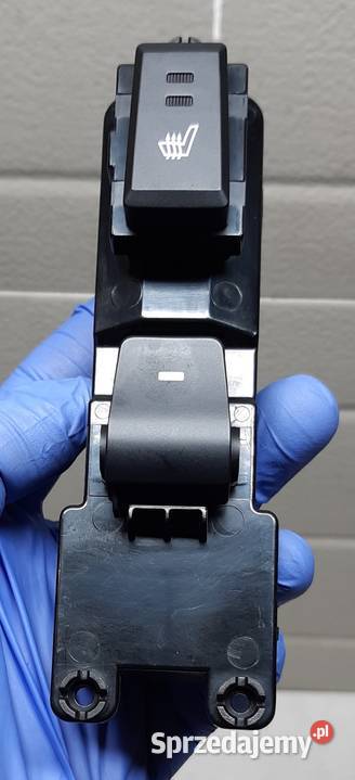 PRZEŁĄCZNIK WŁACZNIK SZYBY TYŁ TUCSON III Wyposażenie wnętrza