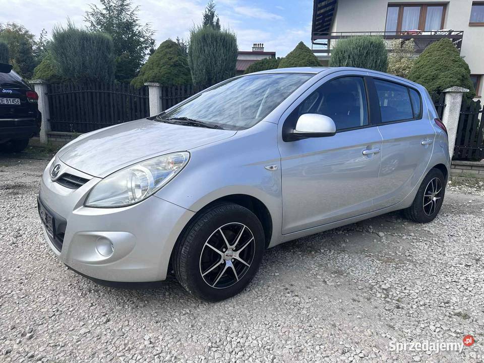 Hyundai i20 Niski Przebieg 87 Klimatyzacja ASR (kontrola trakcji) Ładna