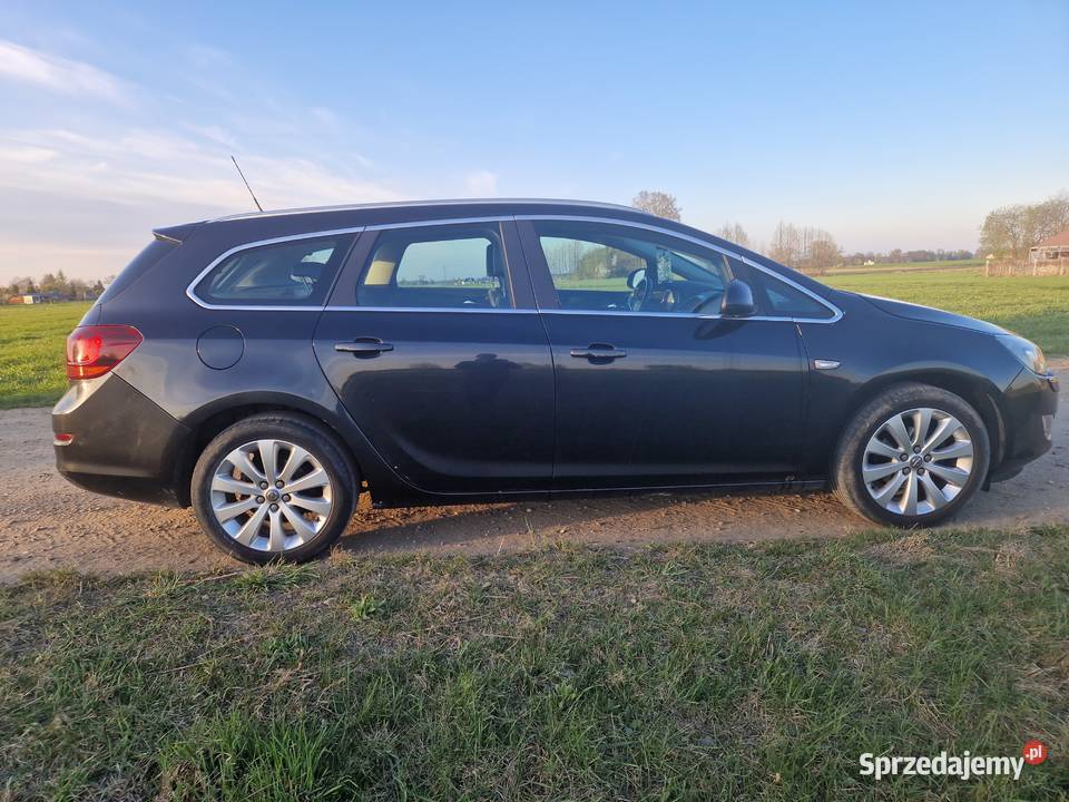 Opel ASTRA 14 Turbo 140 2012r Kombi aluminiowe felgi Przasnysz