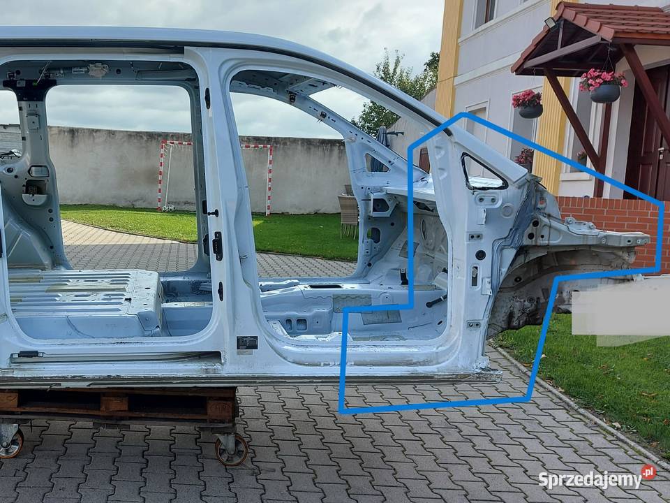 Ford Tourneo Connect III MK3 ĆWIARTKA PRAWY osobowe