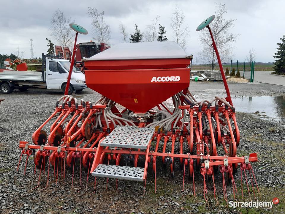 Siewnik zbożowy Accord talerzowy sprzedam