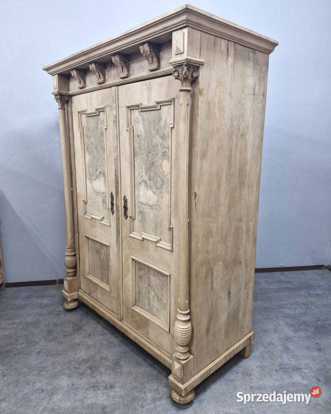 Orzechowa Szafa Eklektyczna AntykiMarki Marki