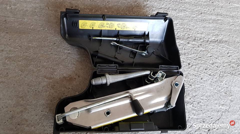 Skrzynia Narzędziowa z Lewarkiem A6 C5 i in Łagów sprzedam