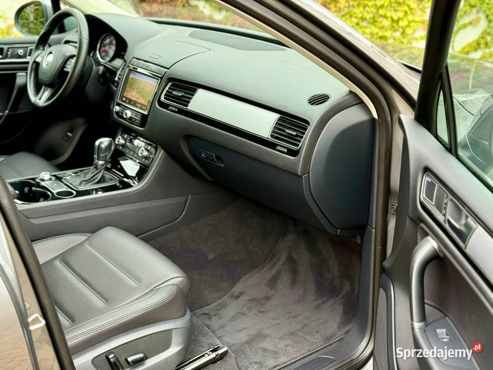 Volkswagen Touareg 36 FSI 4Motion HAK 35T II czujnik deszczu Tarnowskie Góry