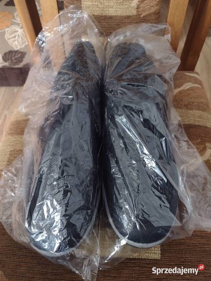 Buty męskie Nowe rozmiar 44 Komorów