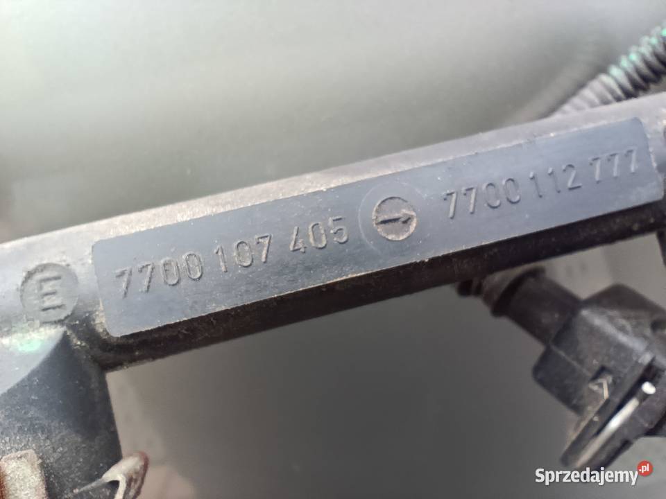 Renault Laguna 2 II fl Lift listwa wtryskowa 20 Rok produkcji 2006 śląskie Częstochowa