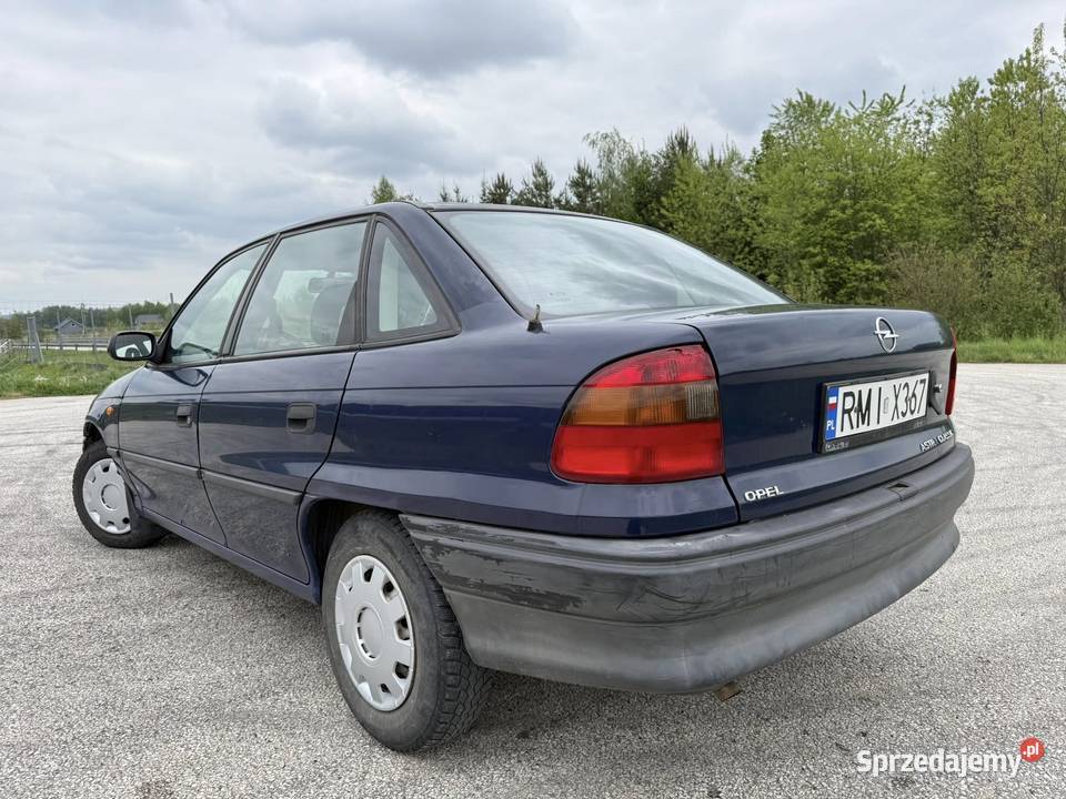Opel Astra F 14 z Gazem 2000r Tania Jazda 45KM Dębica