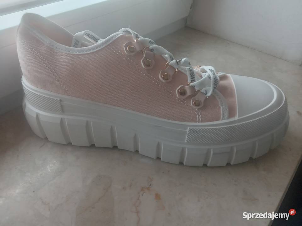 Buty nowe rozmiar 41 inna Półbuty Kraków