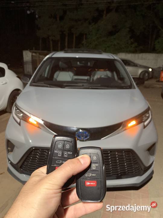 Dorabianie Kluczy Toyota Yaris Corolla Avensis Poznań serwis